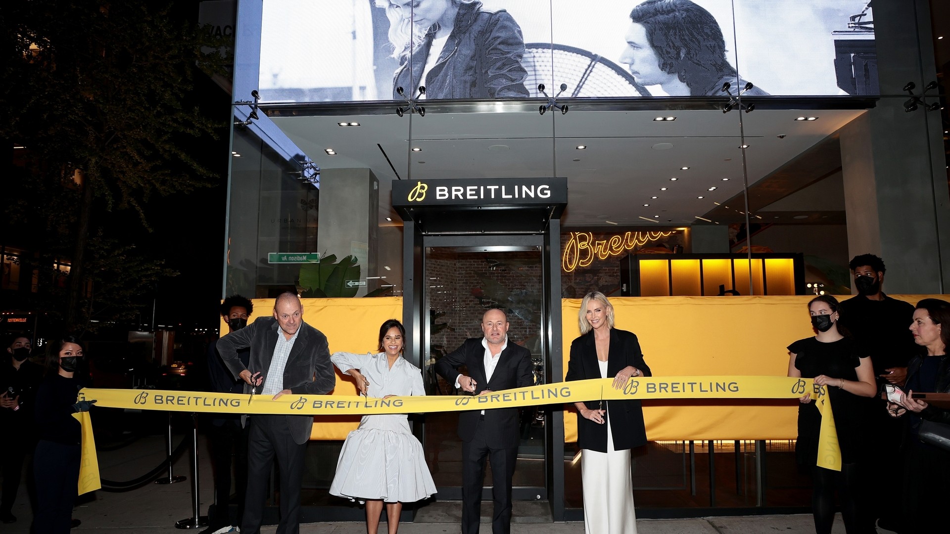 https://static.breitling.cn/media/wysiwyg/news/21-11-19/01_breitling-boutique-new-york-reopening.jpg
